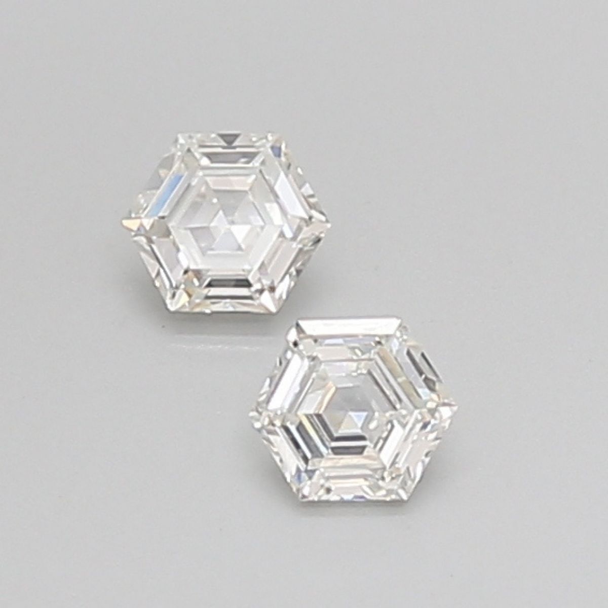 0.33CT F VVS1 Hexagonal Natural Diamond Pair 4.7*4.1*2.45MM
