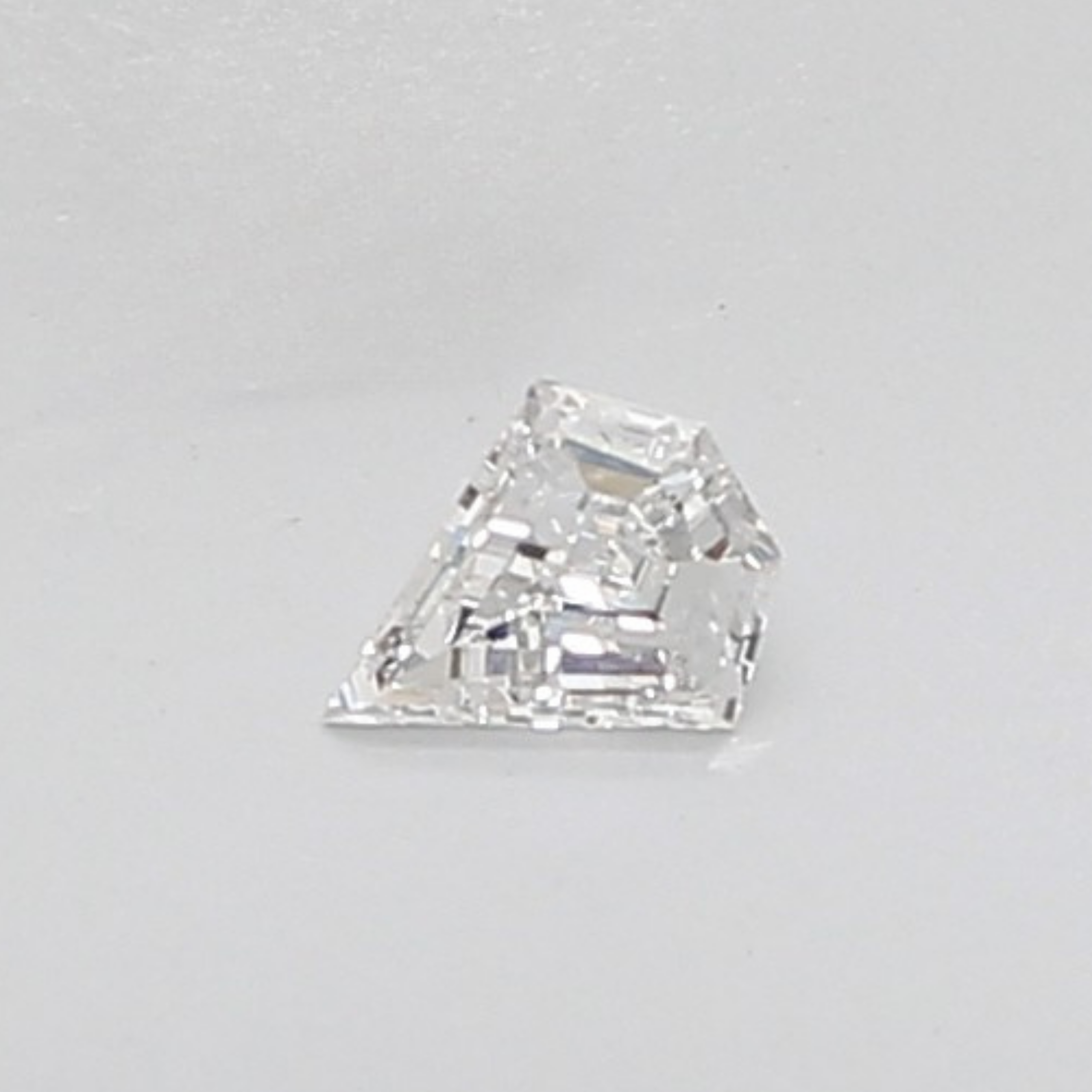 0.20CT G VVS2 Shield Petite Fancy Shape Diamond 4.95*4.2*2MM