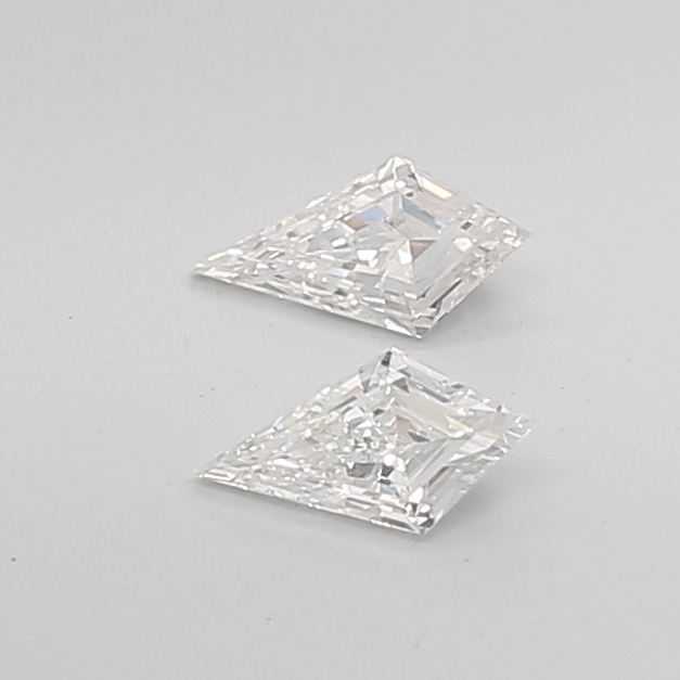 Elegant 0.58 Ct VS2 H Kite Step Cut Natural Diamond Pair