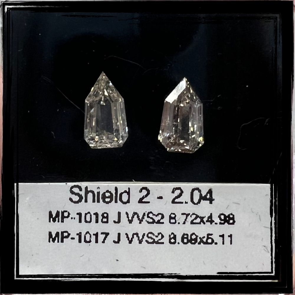 2.06 CT M VS1 SHIELD diamond Fancy Shape