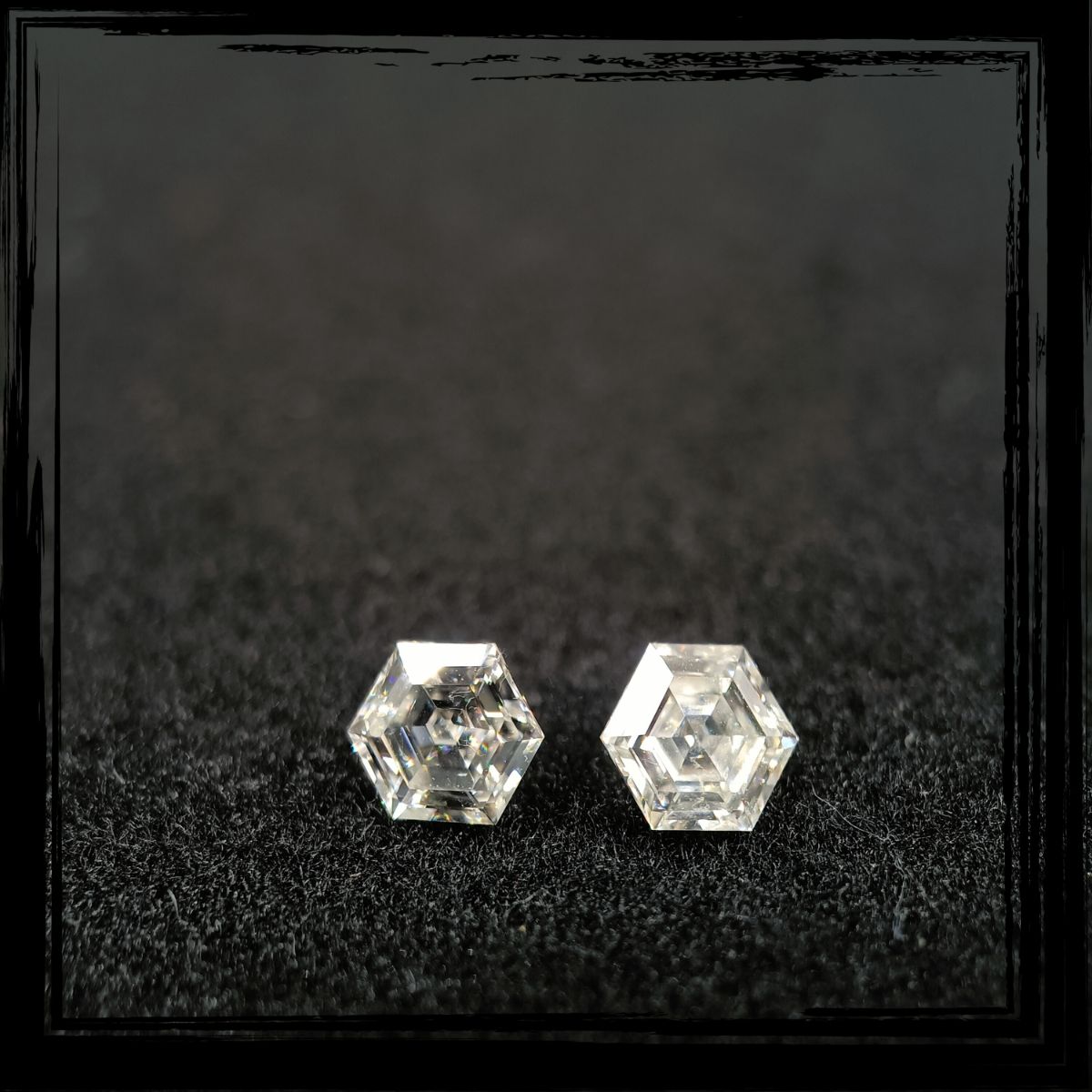 0.58 CT J VVS2 HEXAGONAL diamond Pairs Inventory