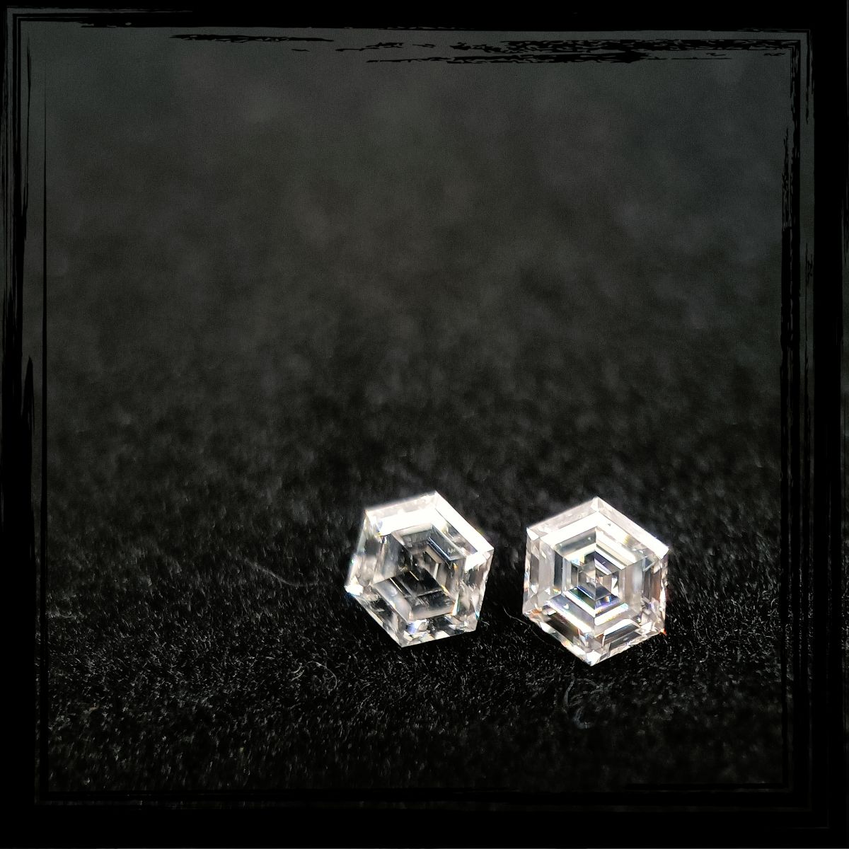 0.41 CT H VS2 HEXAGONAL diamond Pairs Inventory