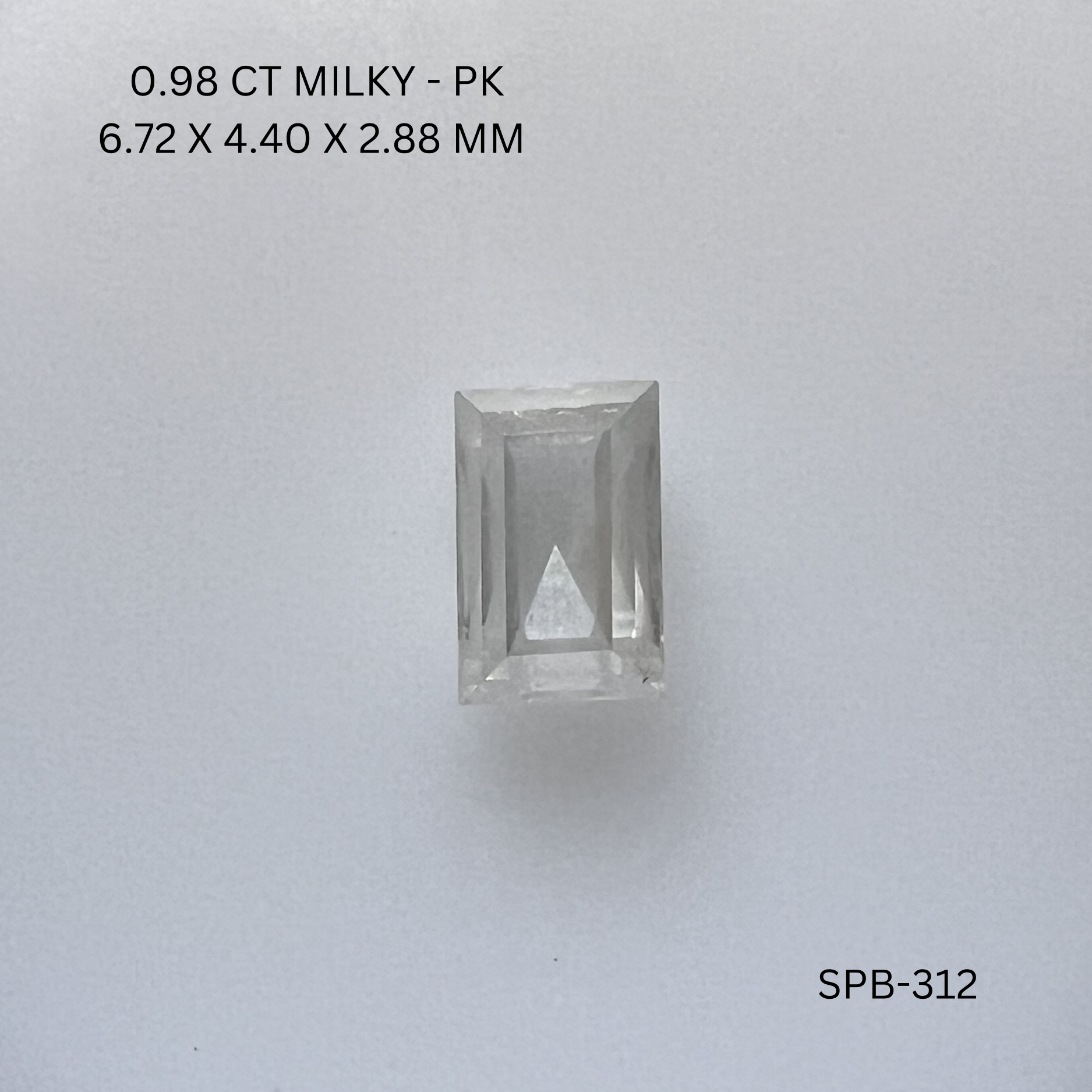 0.98CT Milky Baguette Natural Salt and Pepper Diamond 6.72*4.4*2.88MM