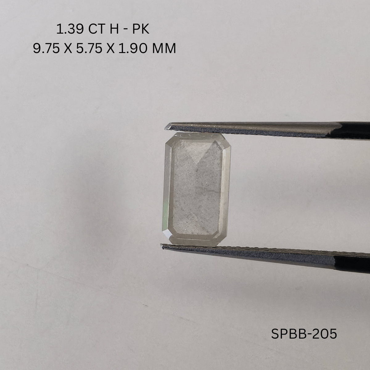 1.39 CT H PK EMERALD diamond Salt & Pepper